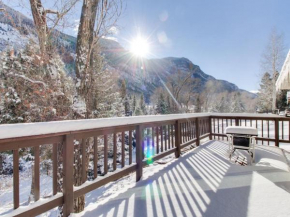 Elephant Mountain Cabin at Filoha Meadows